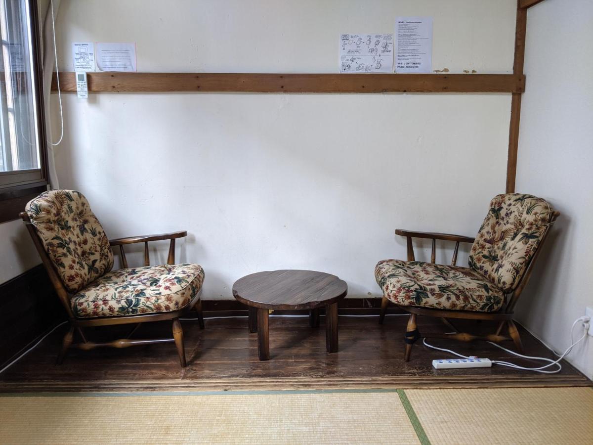 Guesthouse Tomaru Takayama  Exterior foto